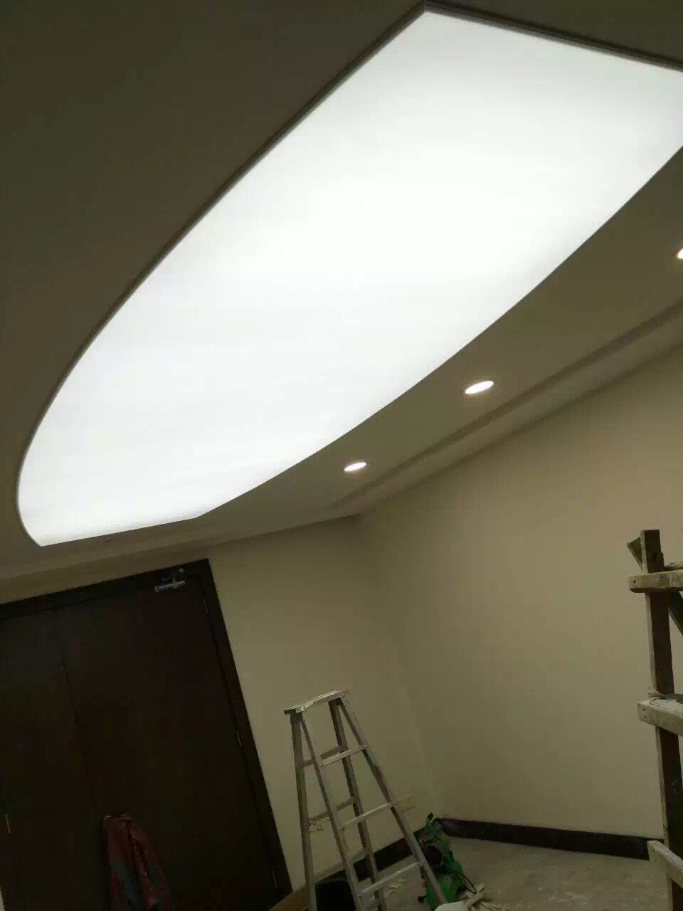 Translucent Shape Image